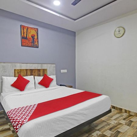 Super Hotel O Sri Sai Regency Hyderabad Luaran gambar