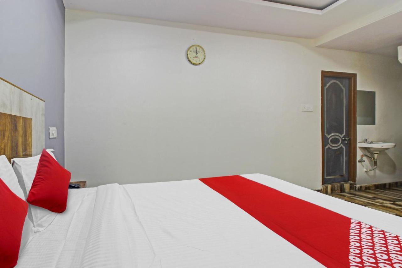 Super Hotel O Sri Sai Regency Hyderabad Luaran gambar
