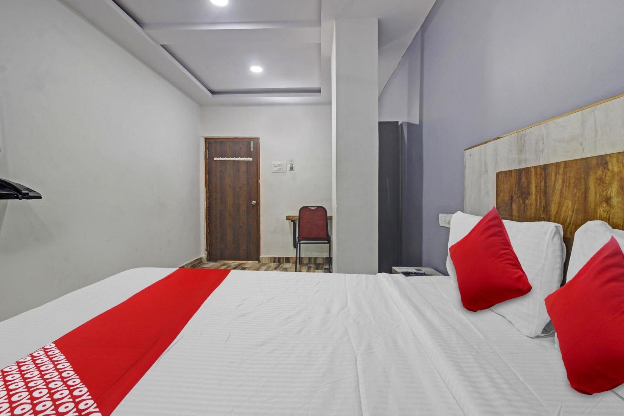 Super Hotel O Sri Sai Regency Hyderabad Luaran gambar