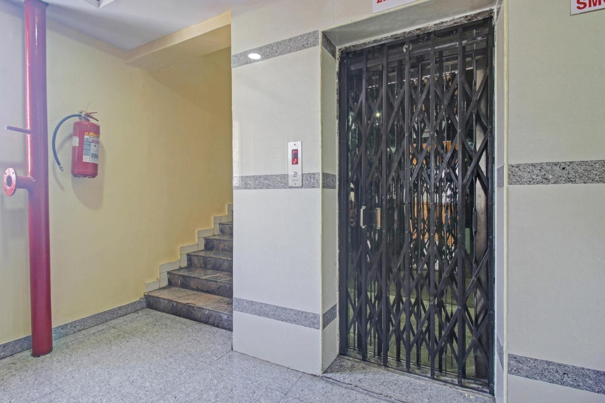 Super Hotel O Sri Sai Regency Hyderabad Luaran gambar